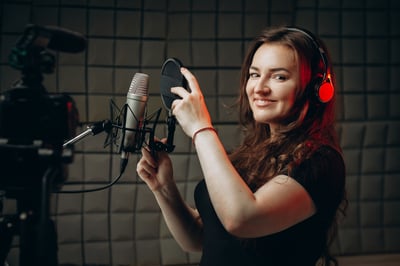 Voiceovers in Corporate Videos: Pick the Right Voice for Your Message